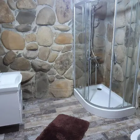 Apartment дикий зруб